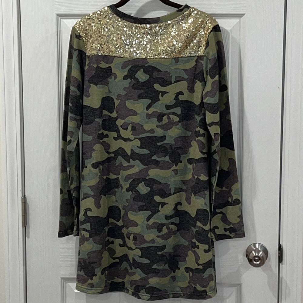 Simply Southern Gold Sequin Camo Dress M NWT - Picture 9 of 9